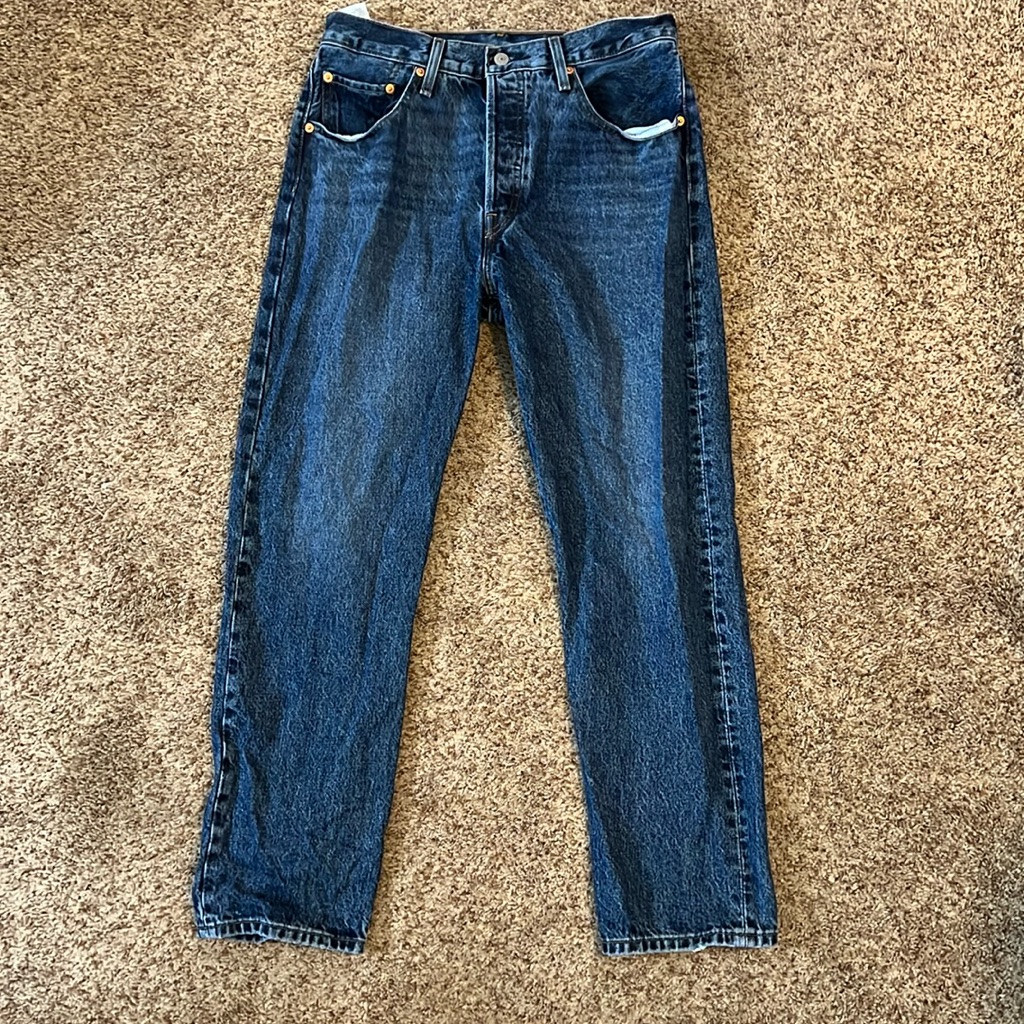 Levi’s 501 Button Fly Jeans 31 Waist, 28 Length